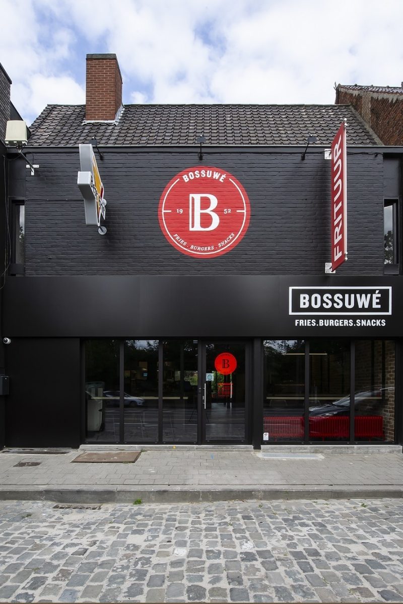 Frituur Bossuwe Kortrijk c Bossuyt Shop Interiors 014