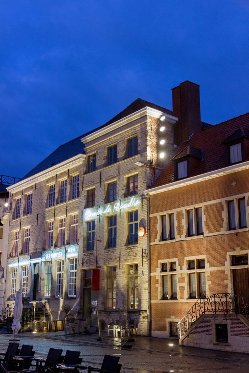 Stadhuis en omgeving markt - Oudenaarde - c-Jasper Demeulemeester - 3067