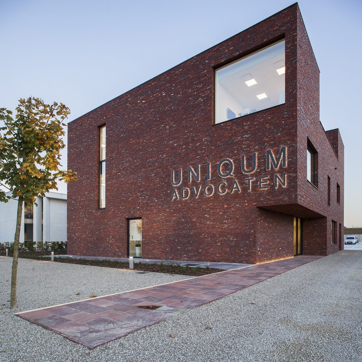 Uniqum Advocaten - Kortrijk - c-Annick Vernimmen - 0508 - F-5x5-xx