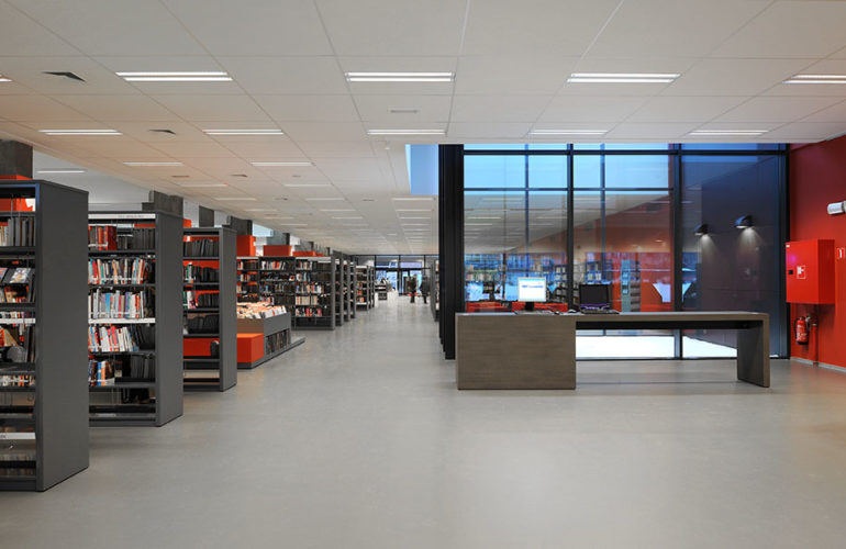 Stadsbibliotheek - Ieper - 05lr